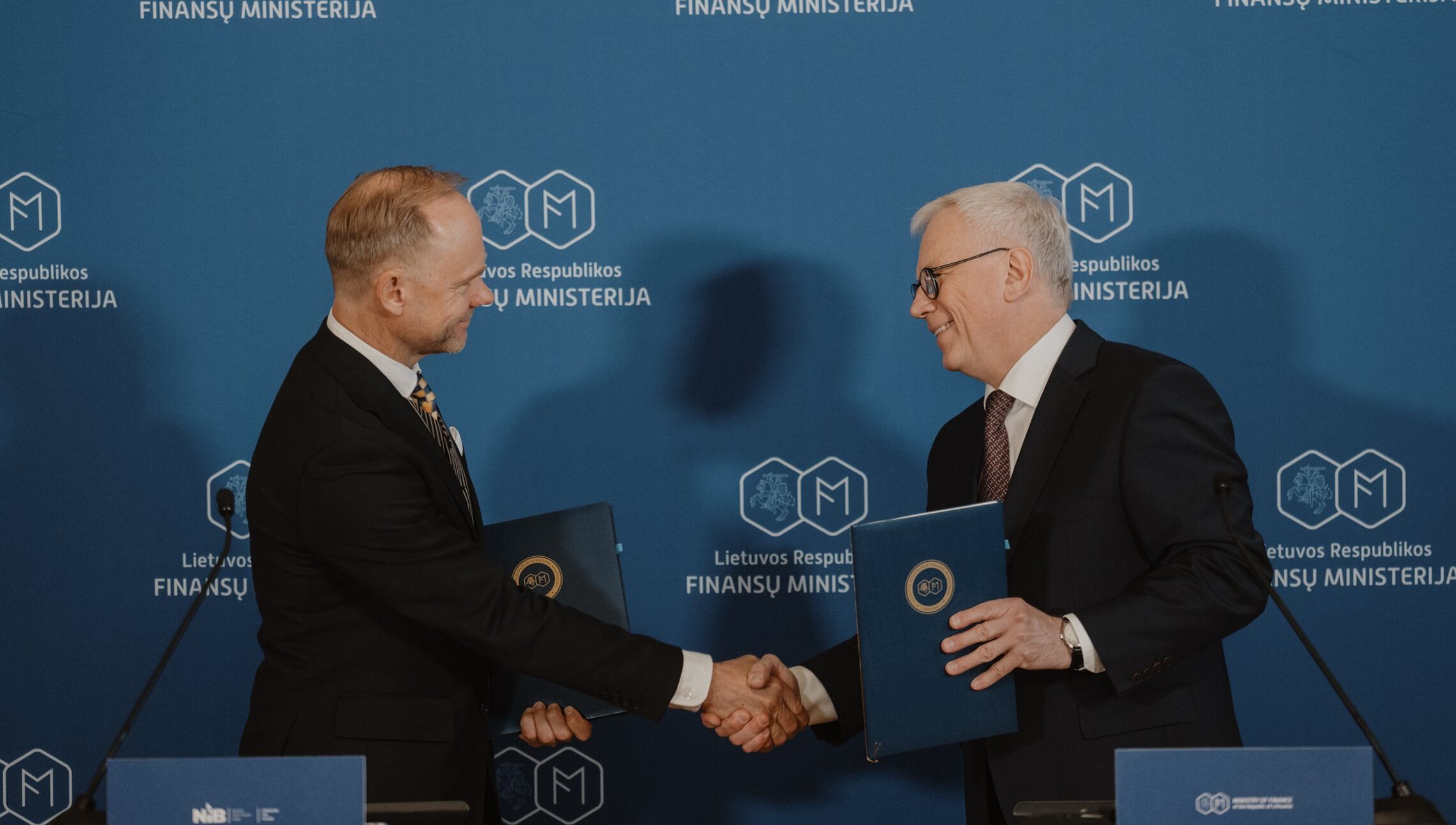 Finansinės diplomatijos rezultatas – Lietuvos saugumui stiprinti NIB skolina 400 milijonų eurų